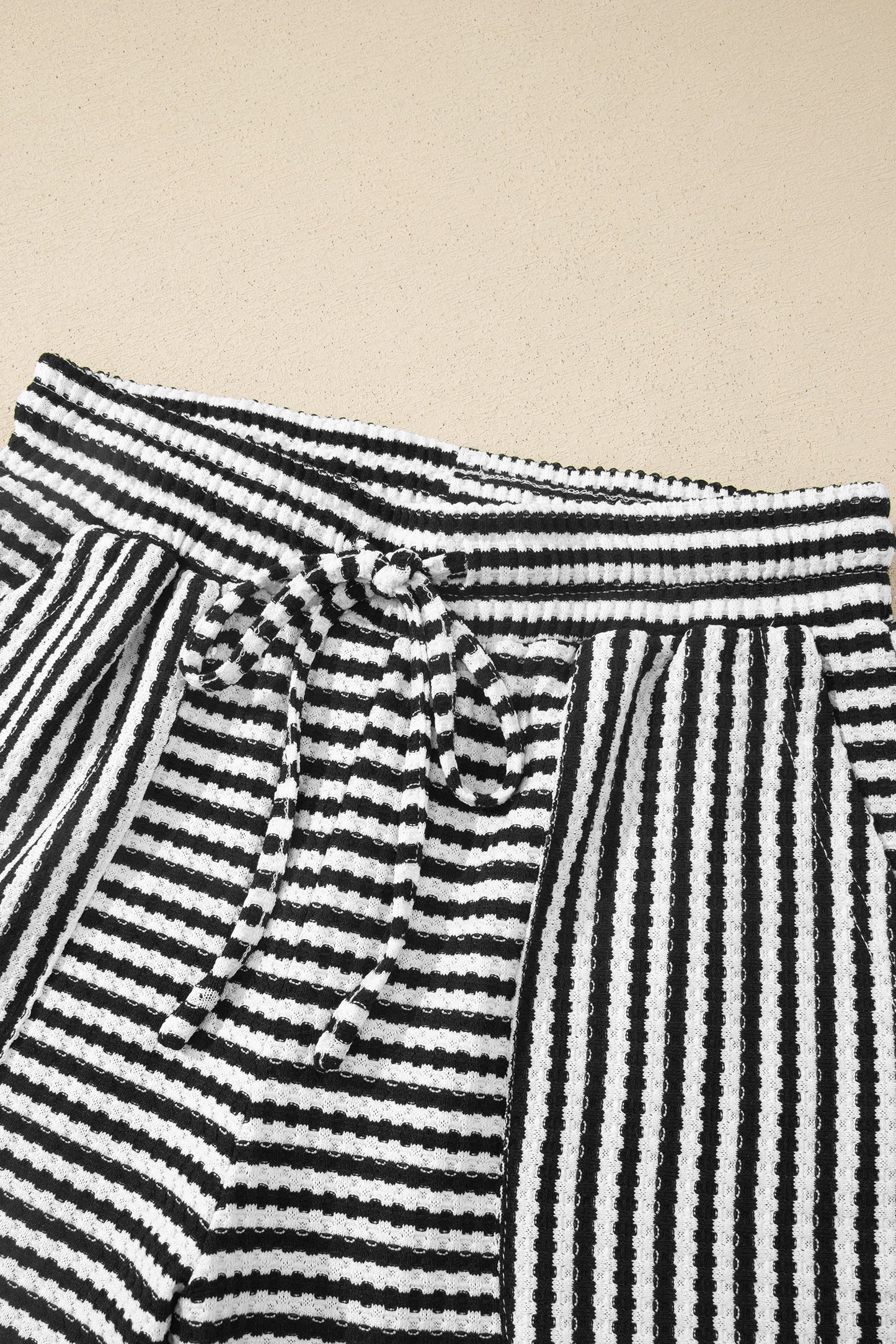 Porch Pick-up Black Stripe Breathable Textured Knit Short 2pcs Set