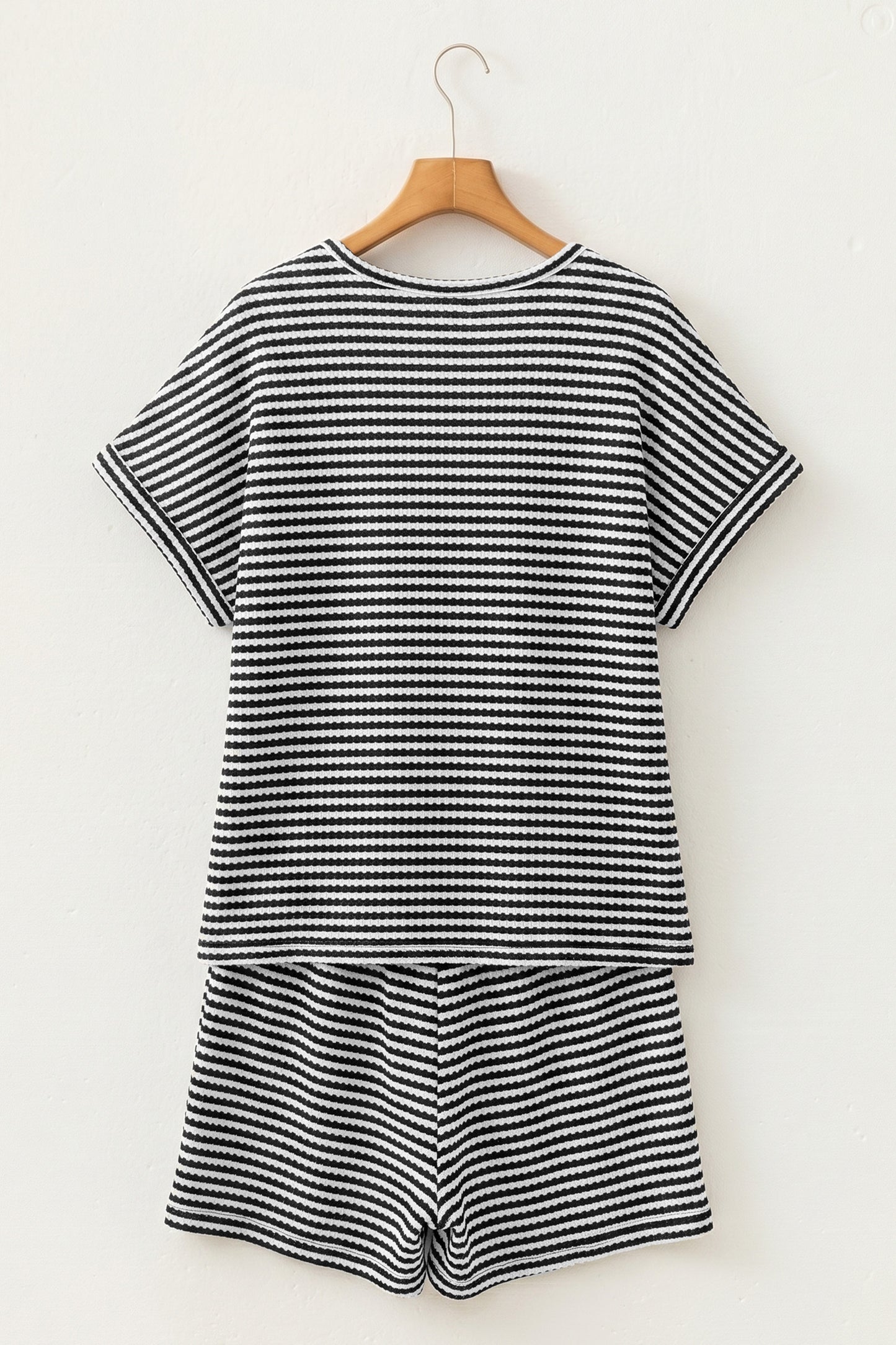 Porch Pick-up Black Stripe Breathable Textured Knit Short 2pcs Set