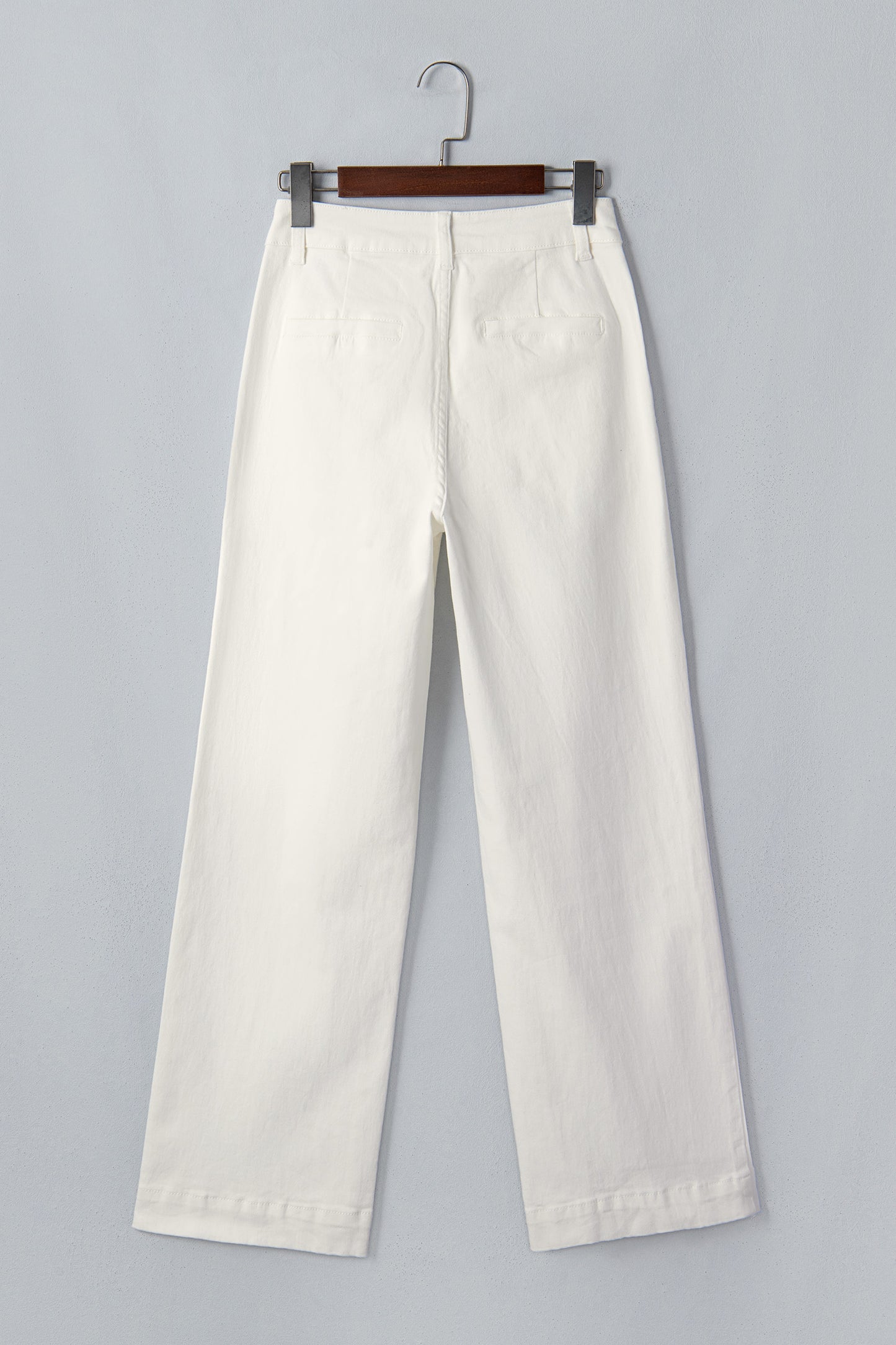 White Solid Color Scalloped Patch Pocket Shift Jeans